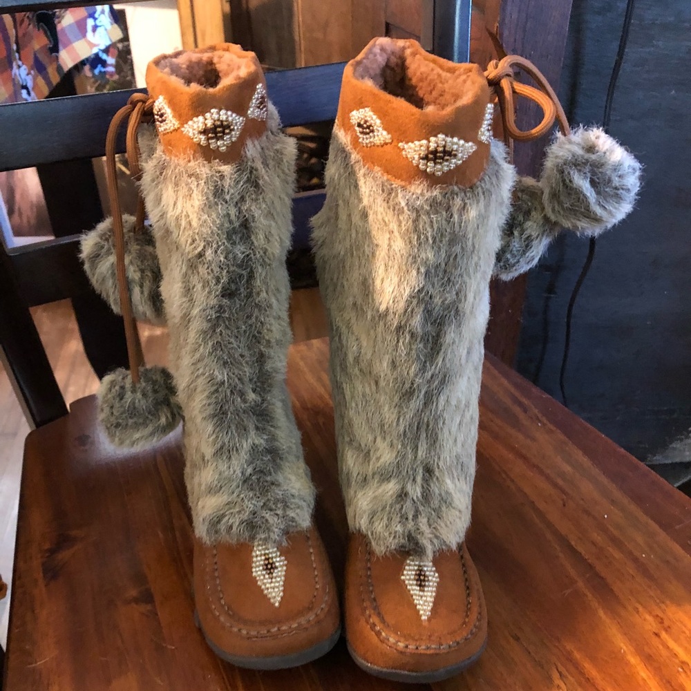 Faux fur boots